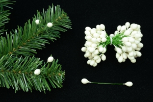 White Twist On Artificial Holly Berries, 9MM x 12MM (lot of 1 bunch) SALE ITEM